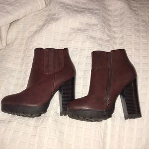 Heel booties